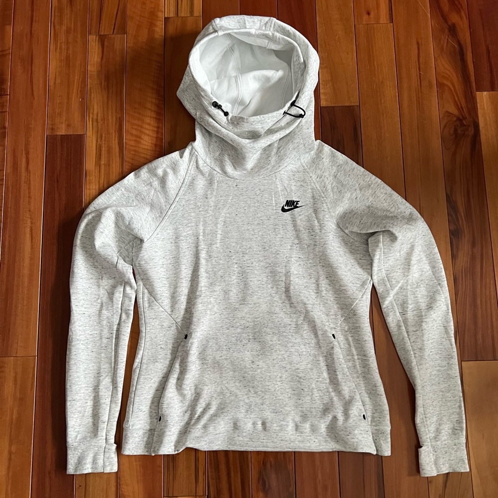 Women’s Nike Sweatshirt